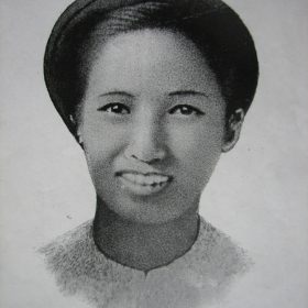 Nữ Anh Hùng Trần Thị Khang